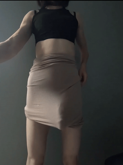 Mel reveal ezgif-24feb0e35aa0d5.gif