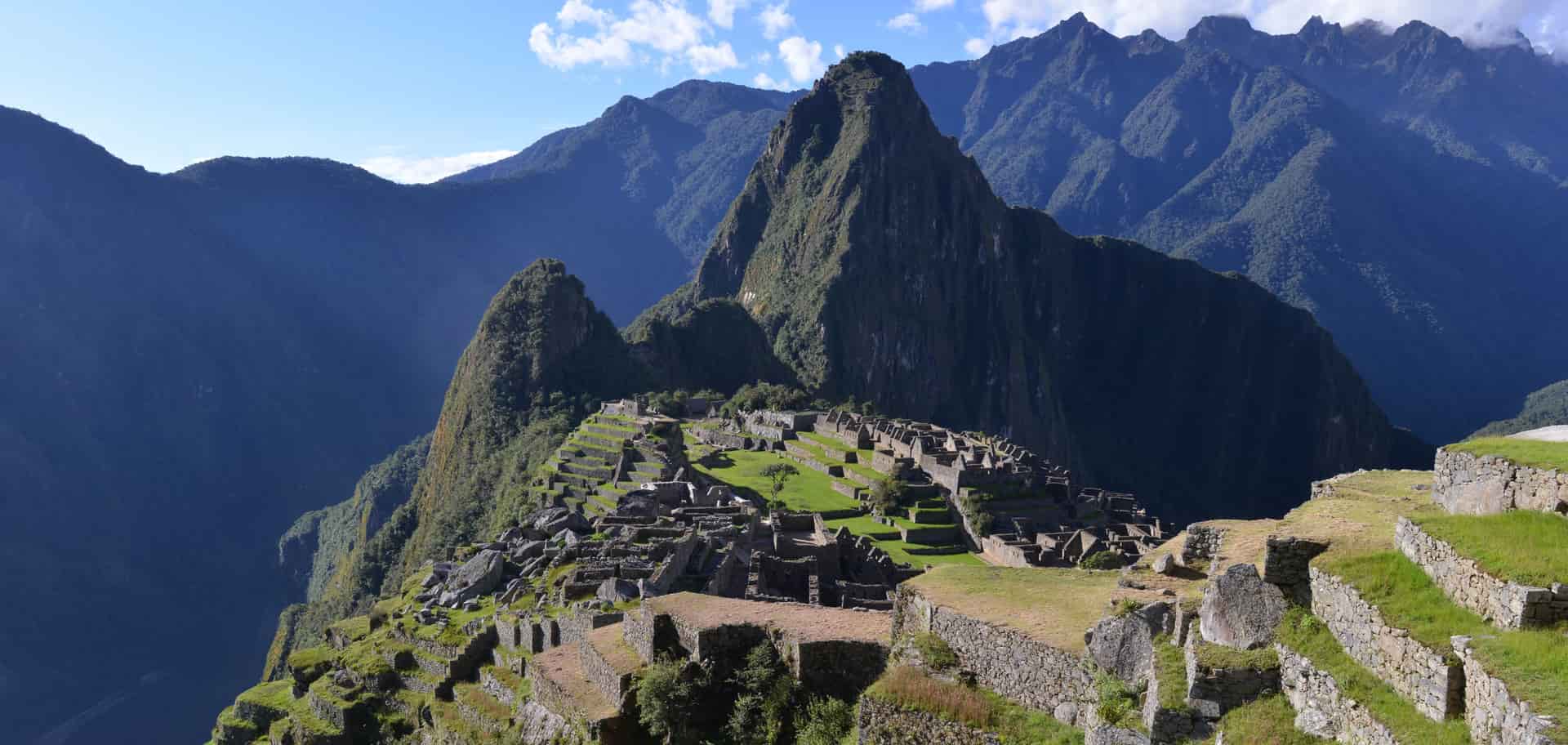 mountains-of-machu-picchu.jpg