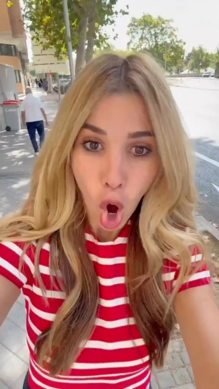 nataliaoficial feed 2025-11-02 19.46 DQkIeKPjFdW_1_1 AQNP6-_NSCRnyVG1Zdzq7sZUpRGt8rR0vK8oK1el4...jpg