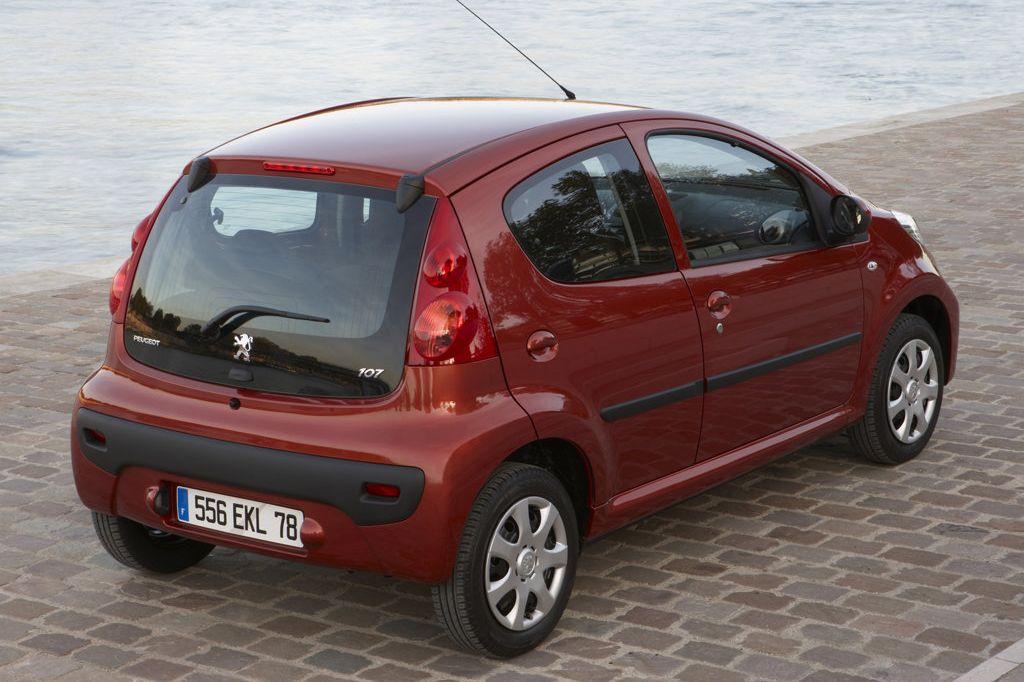 peugeot-107-02-a7e0d0c3b0ec71372a7fc6e95848a0de135a65e6.jpeg