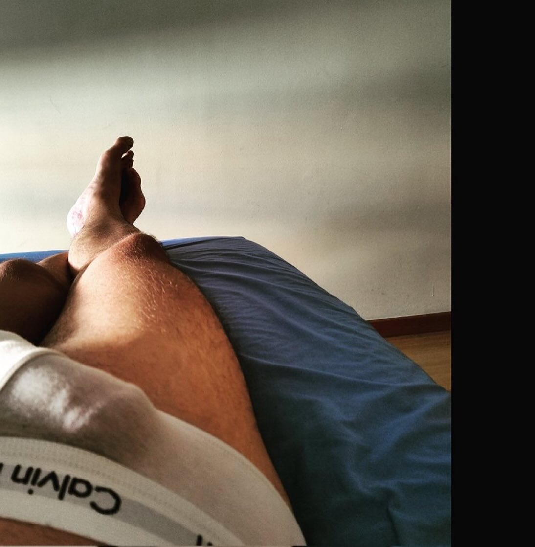 Photo by Lexx on November 10, 2025. May be an image of bedroom and text..jpg