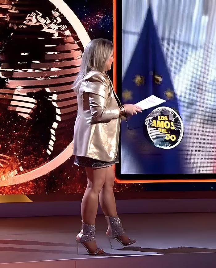 Piernas y sandalias de Carmen Porter (1).jpg