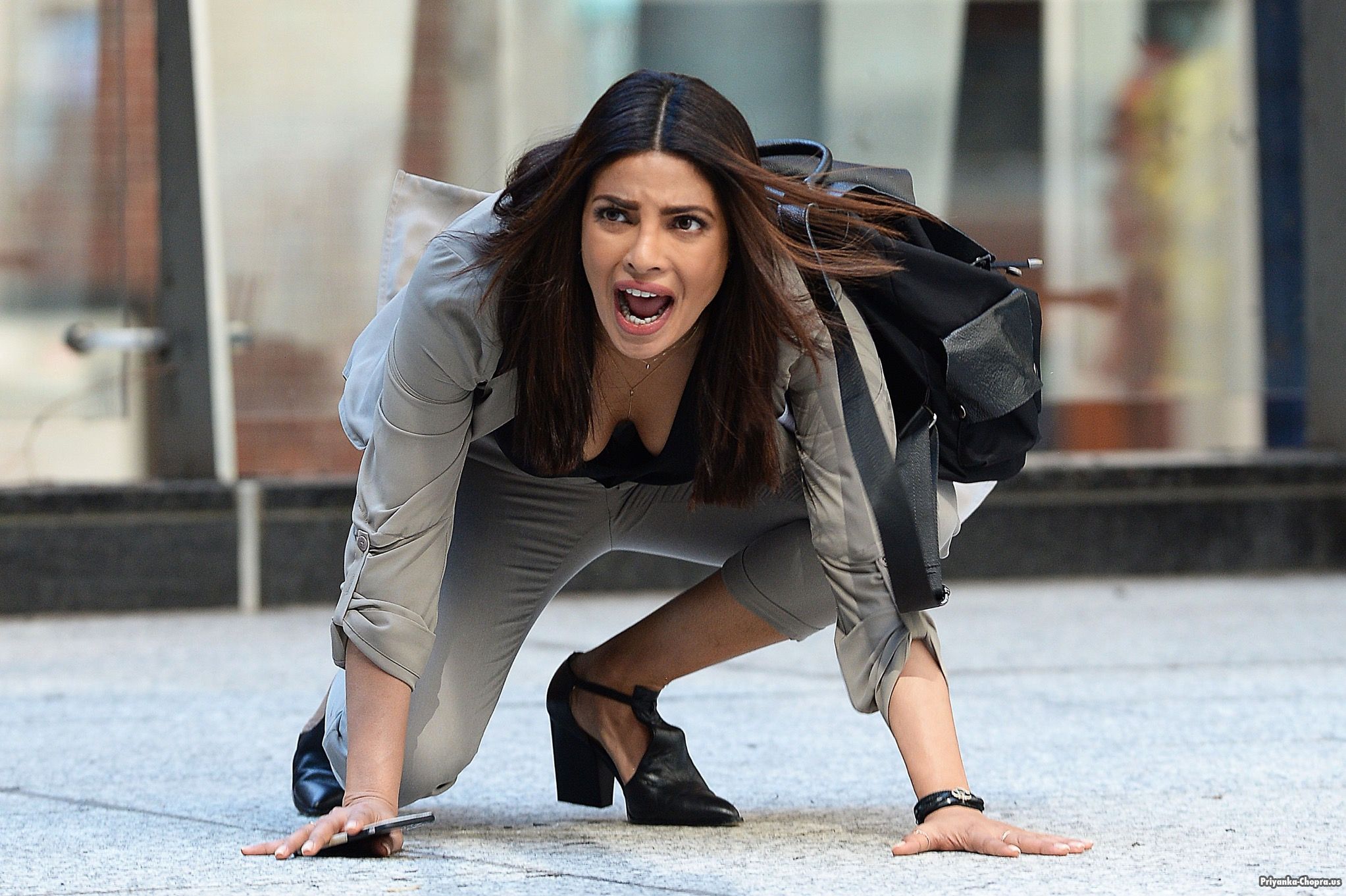 Priyanka Chopra b22ffe496580230 0.jpg