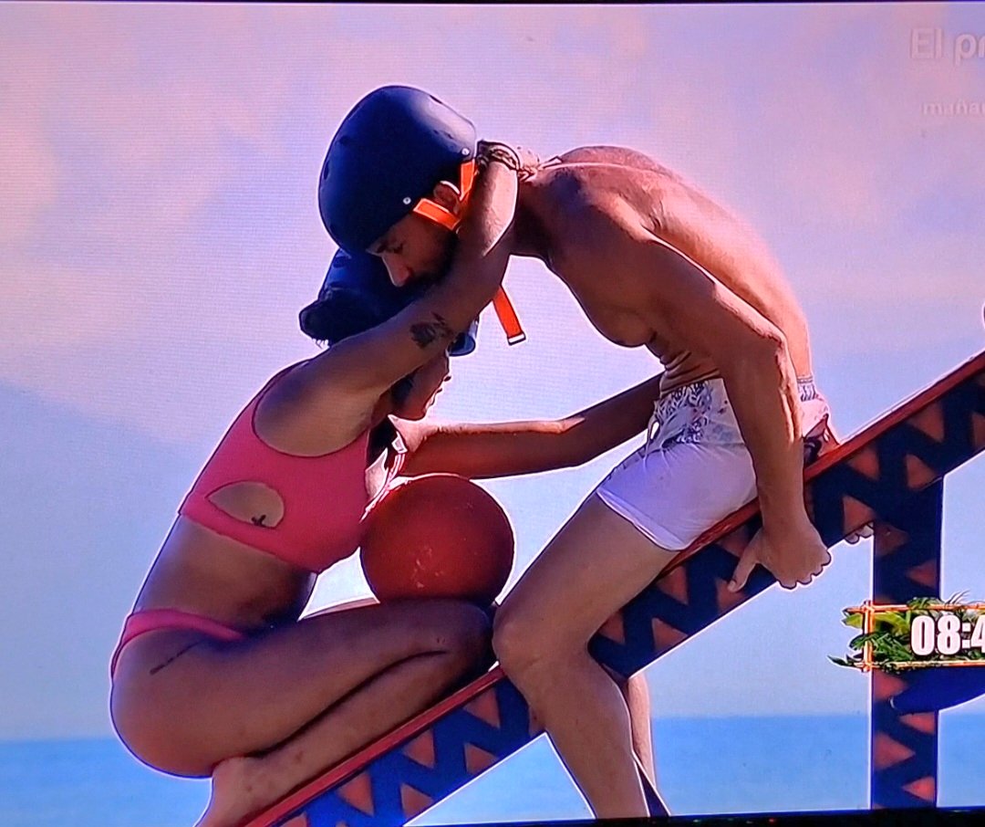 Screenshot_20251014_035336_Video Player.jpg