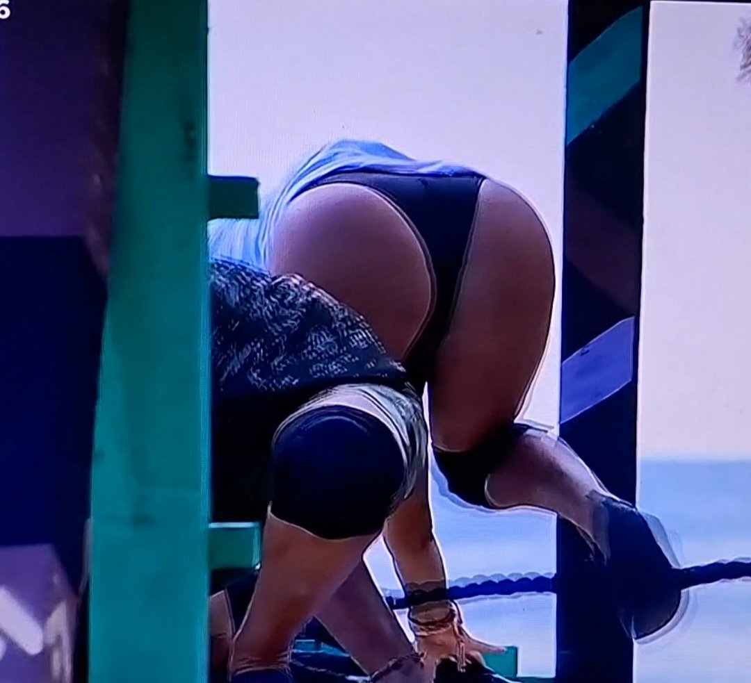 Screenshot_20251015_164429_Video Player.jpg