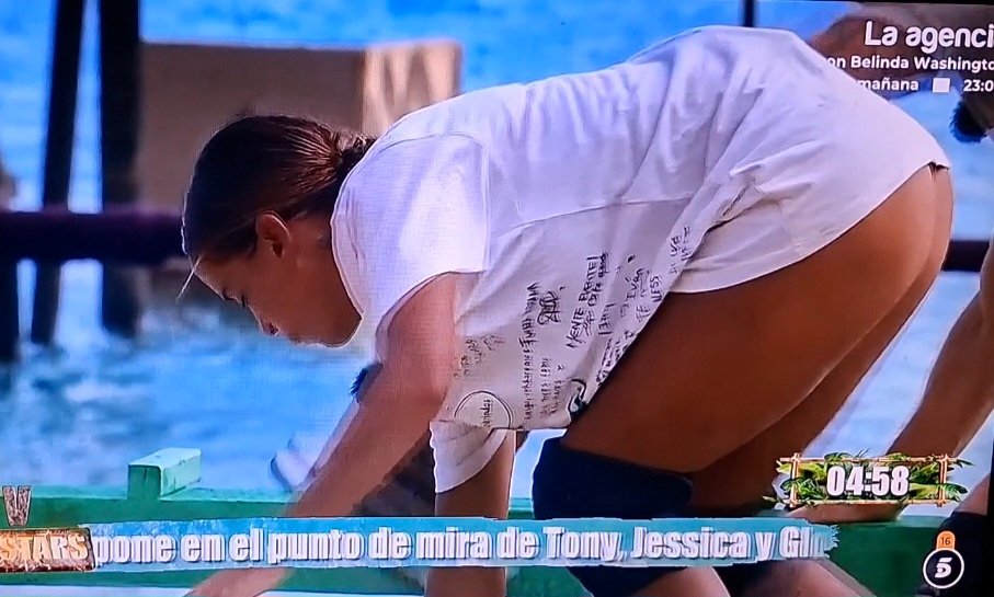 Screenshot_20251015_165609_Video Player.jpg