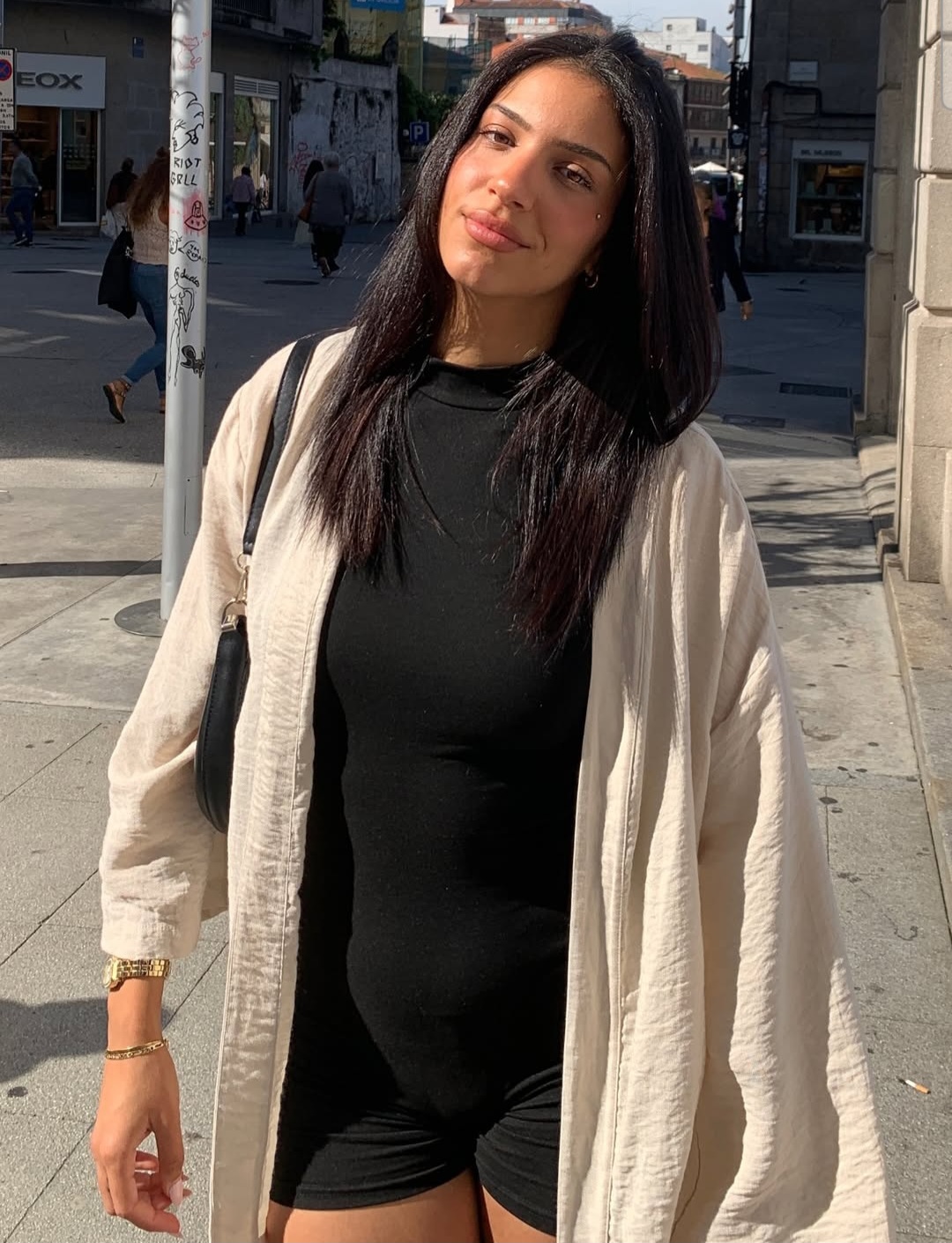 Screenshot_20251017_184126_Samsung Internet.jpg