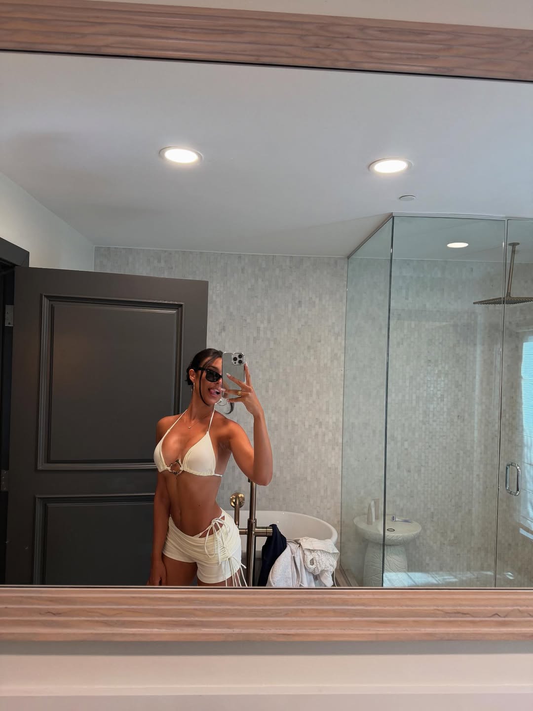 SnapInsta.to_542473834_18529909789002248_3498625894978263814_n.jpg