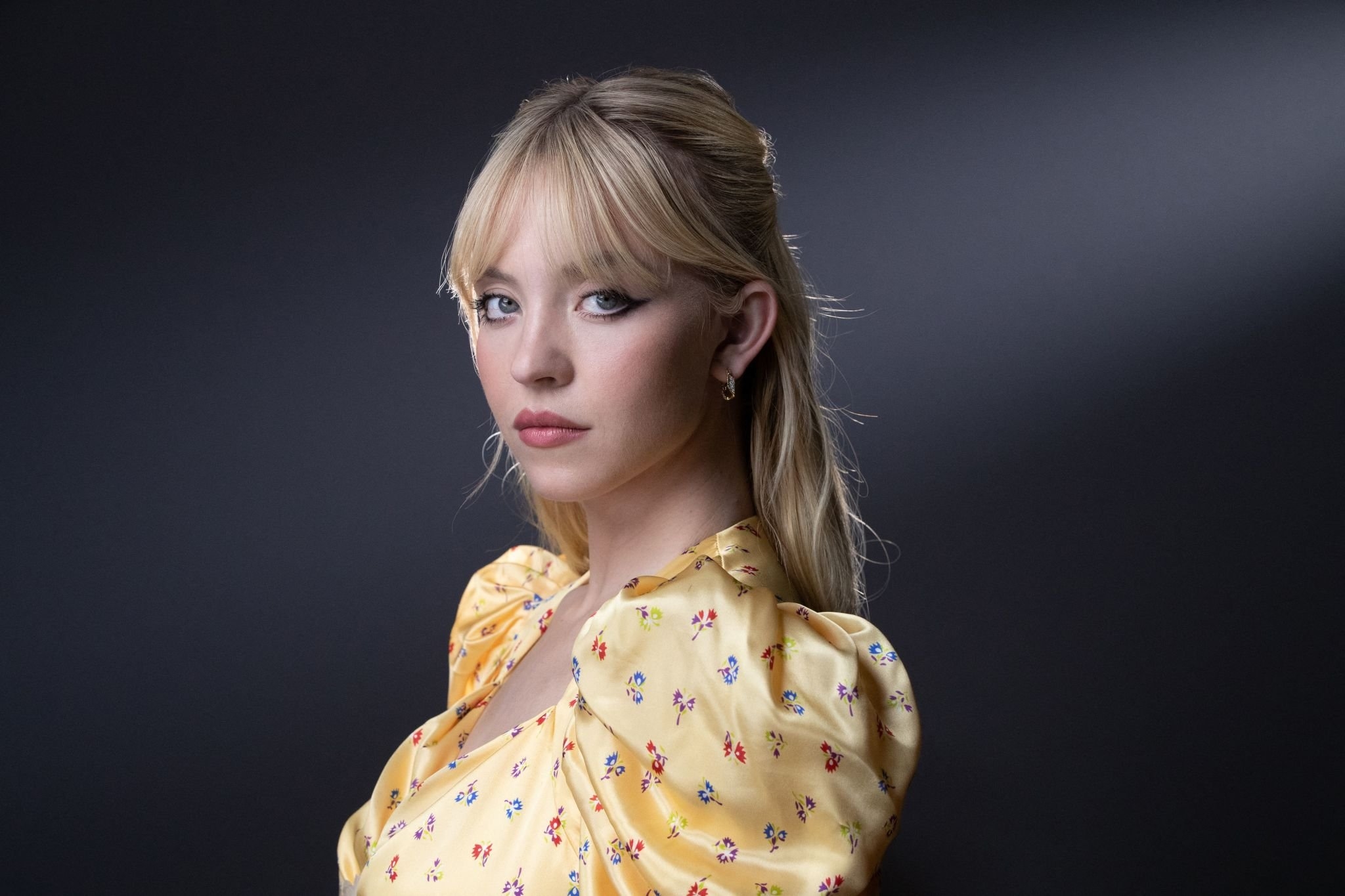 Sydney-Sweeney-5th-Annual-Cannes-International-Series-Festival-Portraits-001.jpg