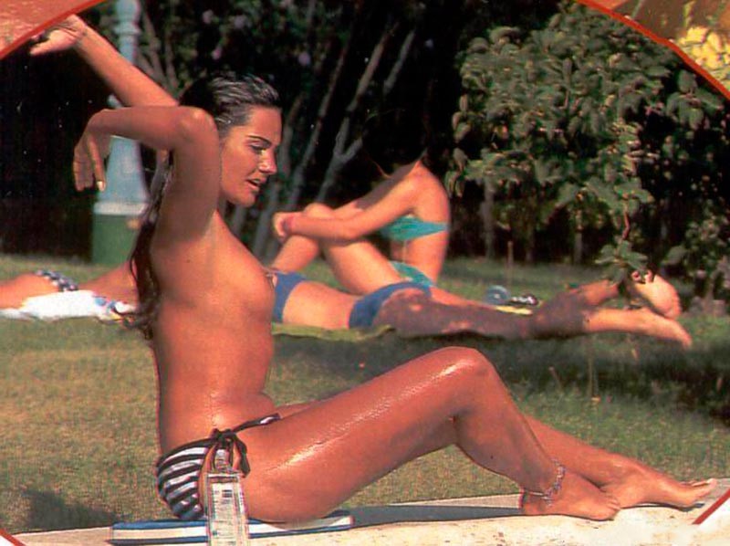 Sylvia-Pantoja-pillada-topless-robado-paparazzi-11.jpg