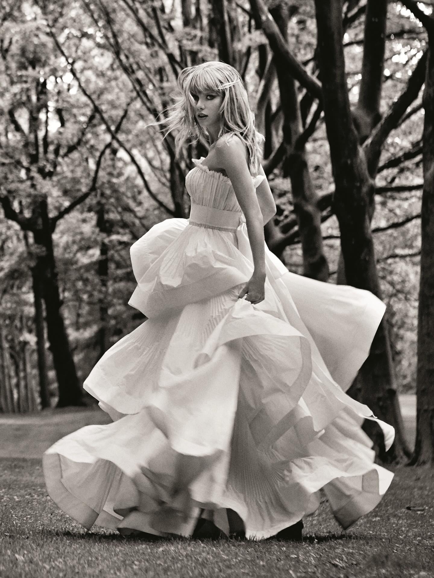 taylorswiftbr__2025-07-27T224531.000Z.jpg