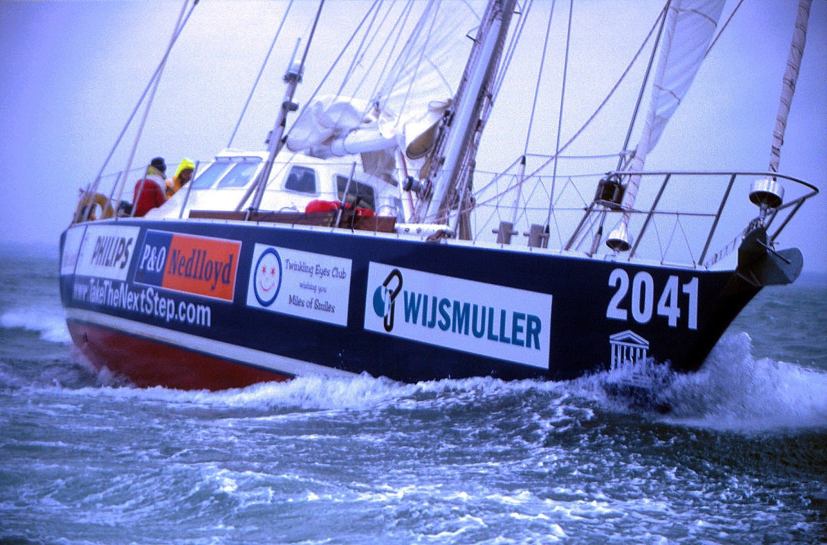 The-Boat-1.jpg