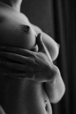 tumblr_71fd0e10050f4ba7644d02b162557fdd_bb09823a_250.jpg