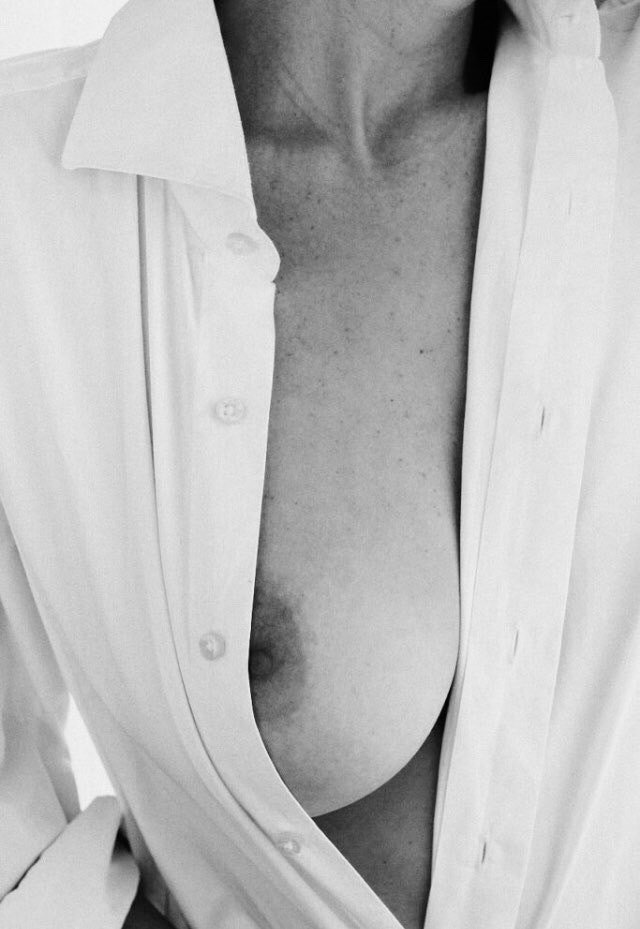 Tumblr_l_139941642463542.jpg