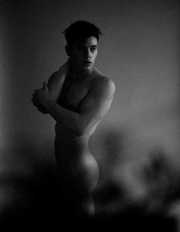Tumblr_l_1528924795956082.jpg