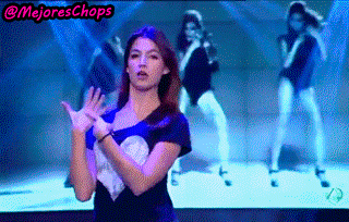 Ursula-Corbero-Bailando.gif