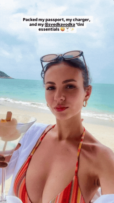 Victoria Justice 1.gif