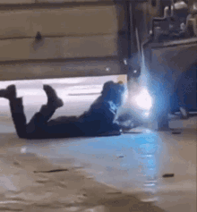 welder-happy.gif