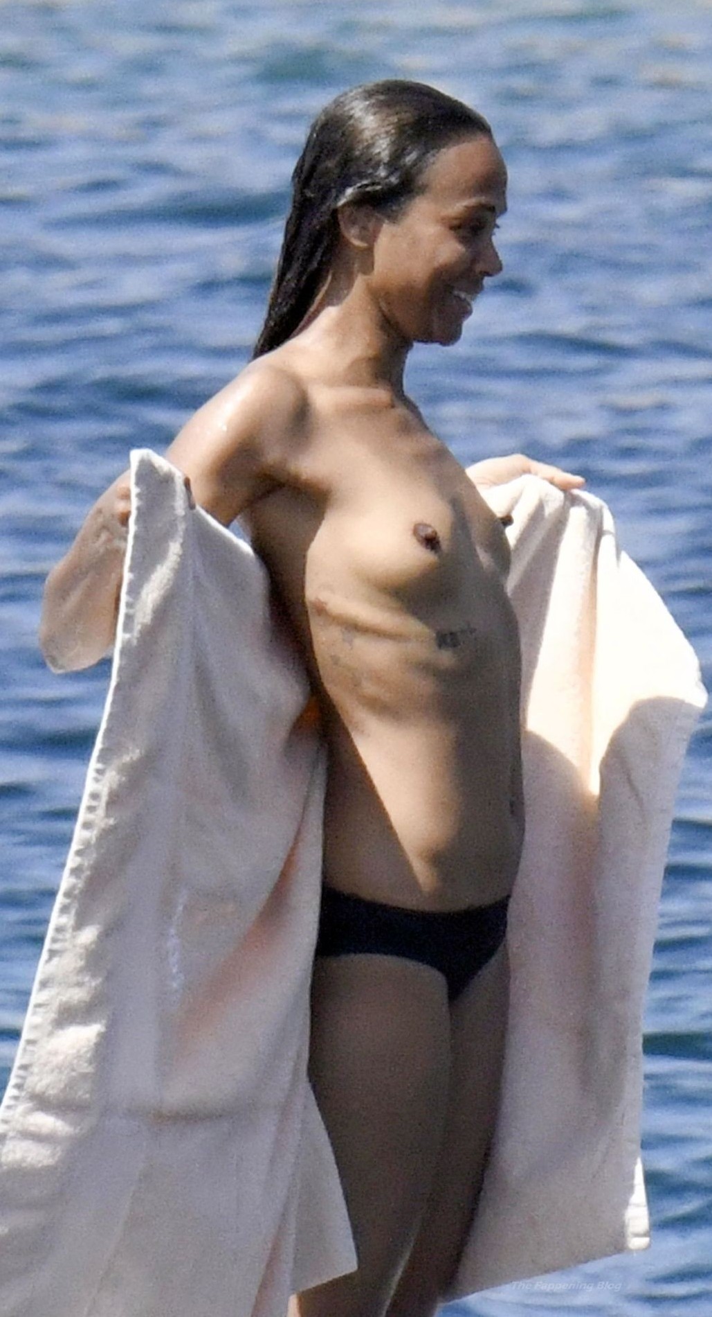 Zoe_Saldana_207.jpg
